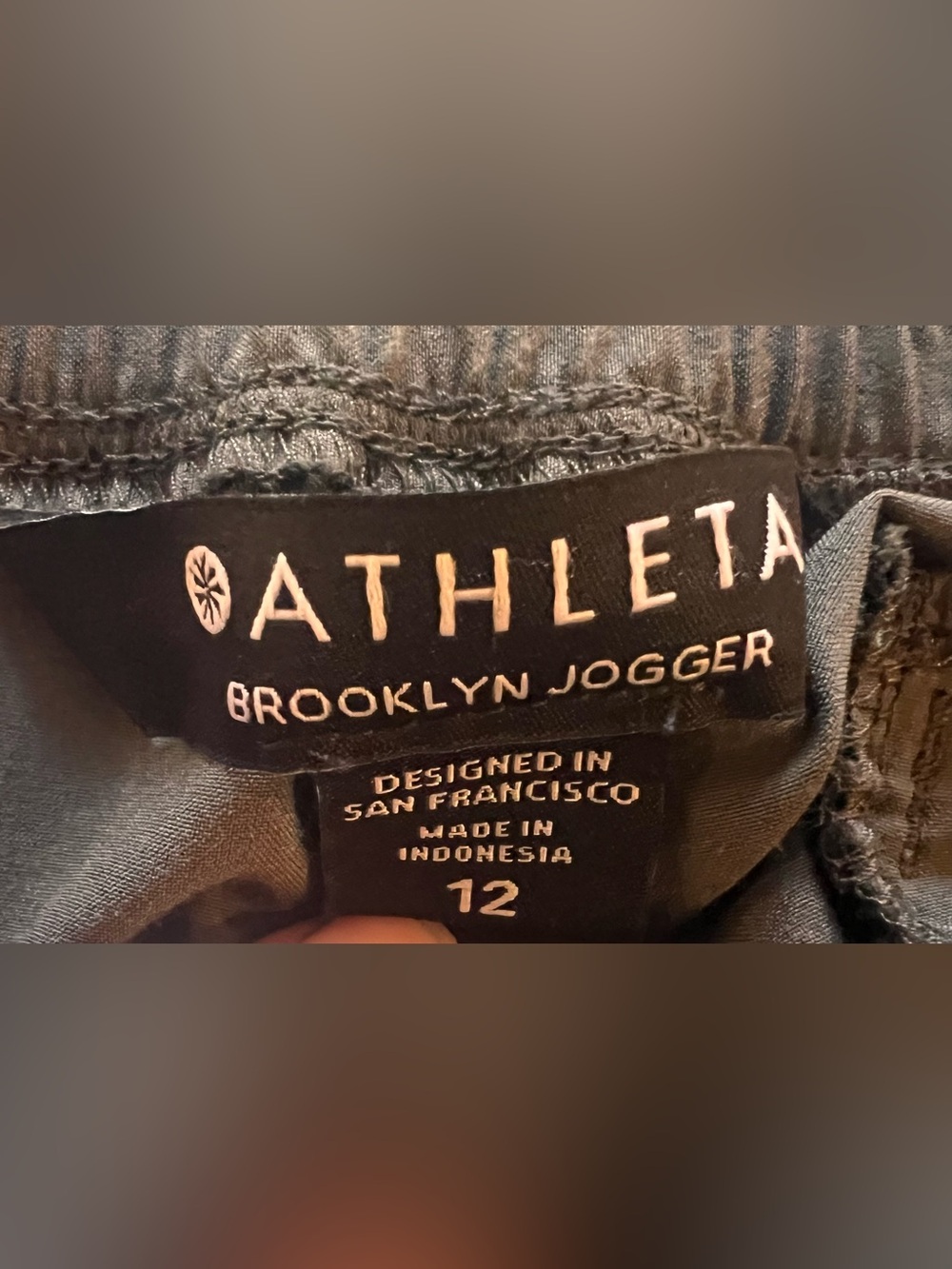 Athleta Brooklyn Joggers, Olive Green Size 12 - Picture 8 of 11